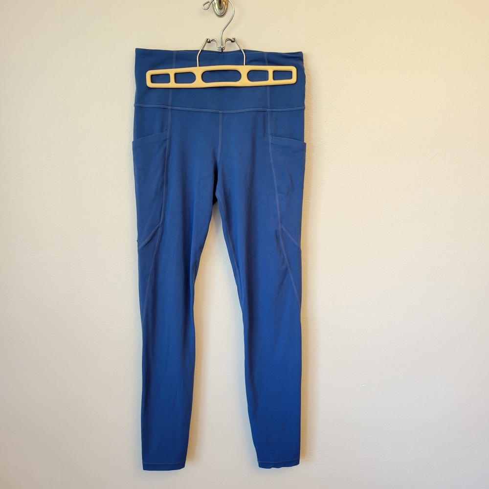 VGUC Athleta Salutation Stash Pocket 7/8 Leggings with Side Pockets